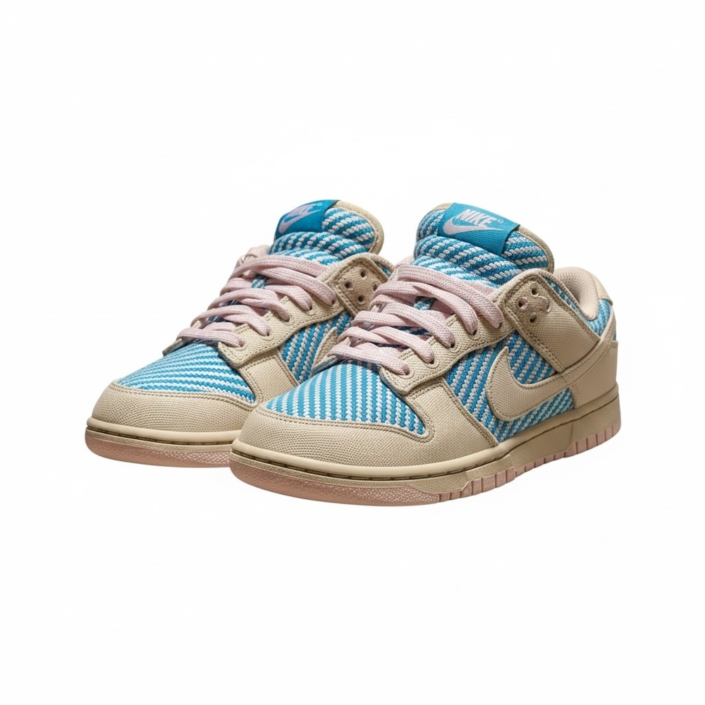 Final Sale!✨NIKE✨ Dunk Kids Sneakers in Blue, Pink and Tan